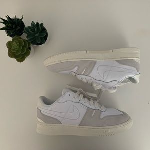 Nike Squash Type